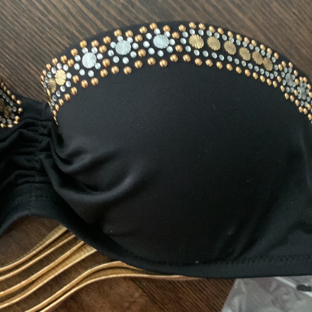 Victorias Secret Bikini top 32C black & metallic gold straps and studs NEW - Picture 2 of 5